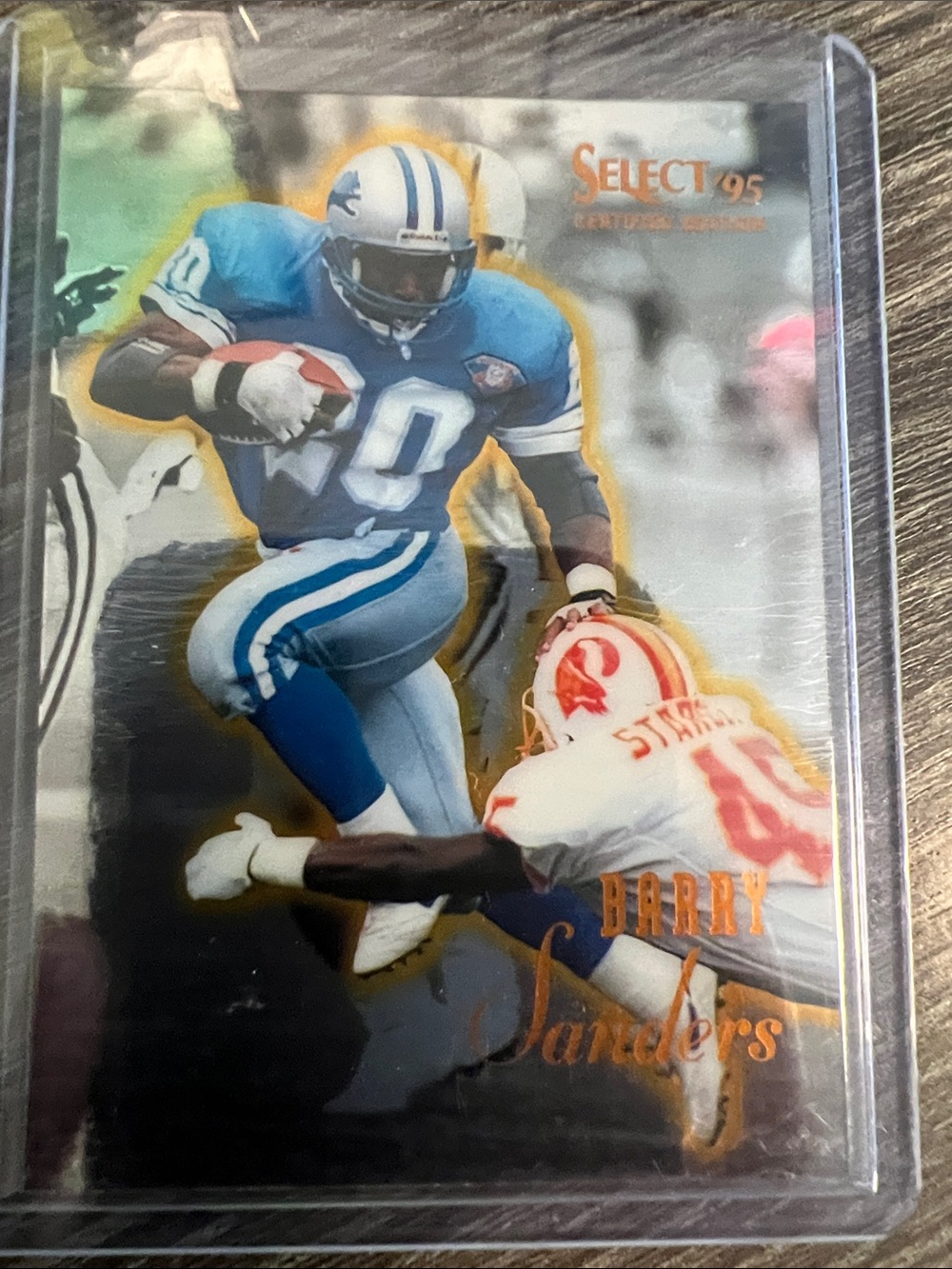 Select '95 Barry Sanders Football Trading Card - Blue